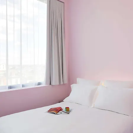 Mama Shelter Centre Hotel 3*